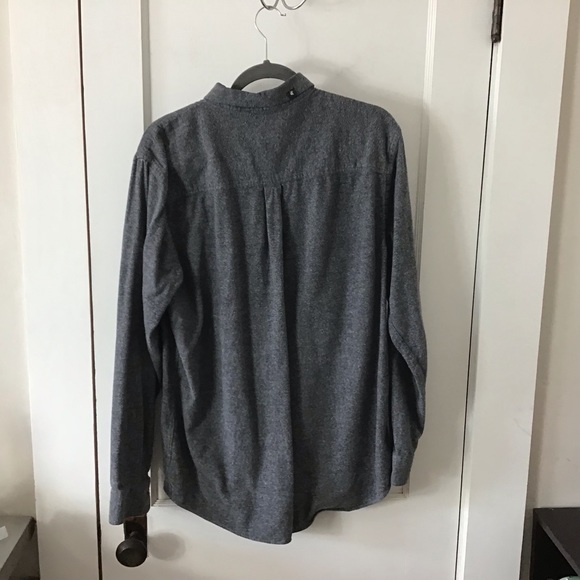 Gray 100% Cotton Heathered button up long sleeve top large - Picture 8 of 9